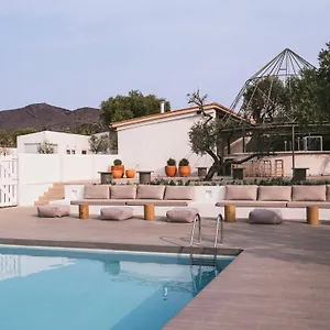 https://wecamp-cadaques.catalonia-hotels.com