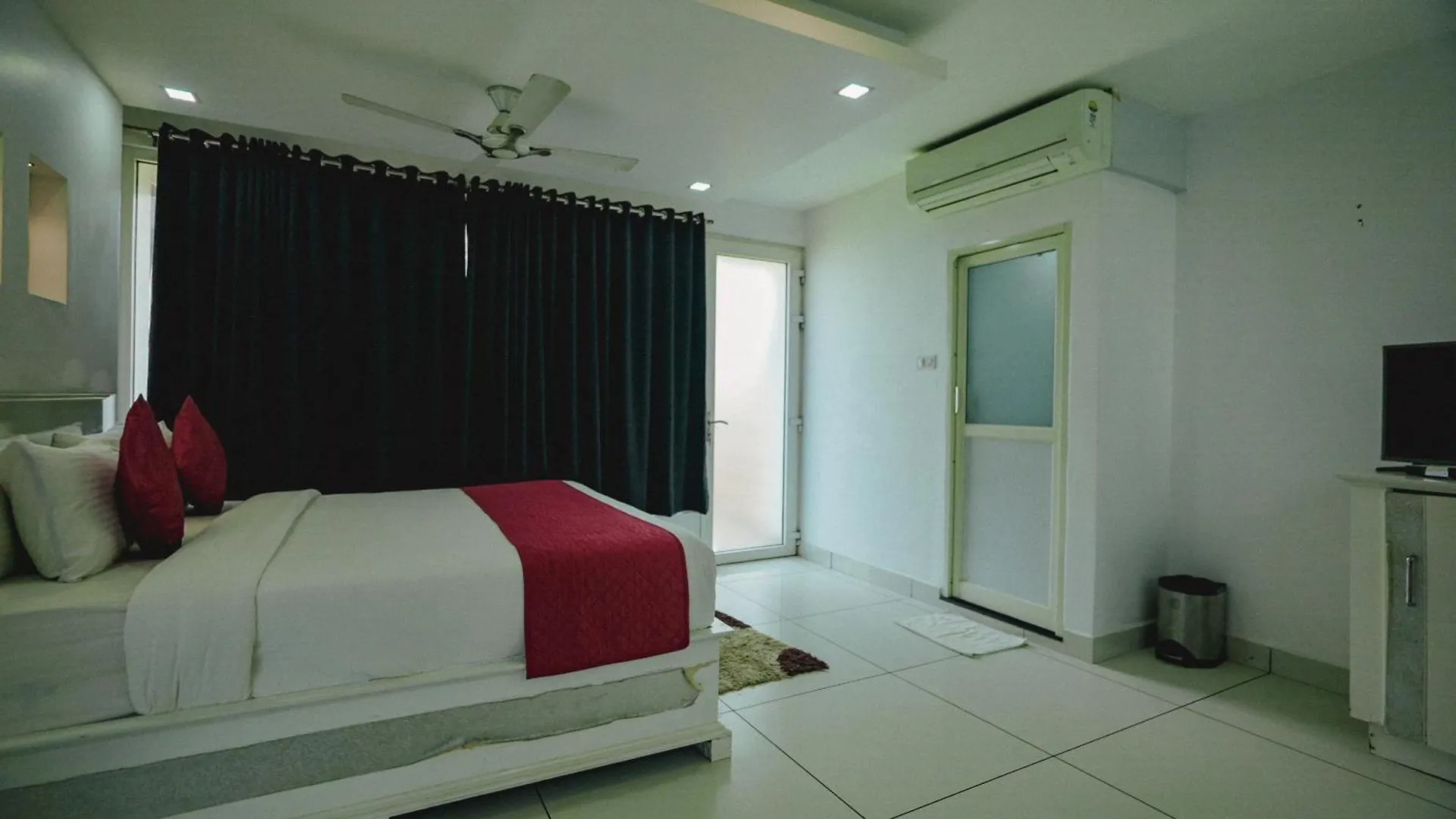 Clafouti Beach Resort - A Seafacing Resort Varkala